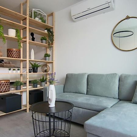 Appartement Phaedrus Living Seaside Luxury Flat Athina 123 à Paphos Extérieur photo